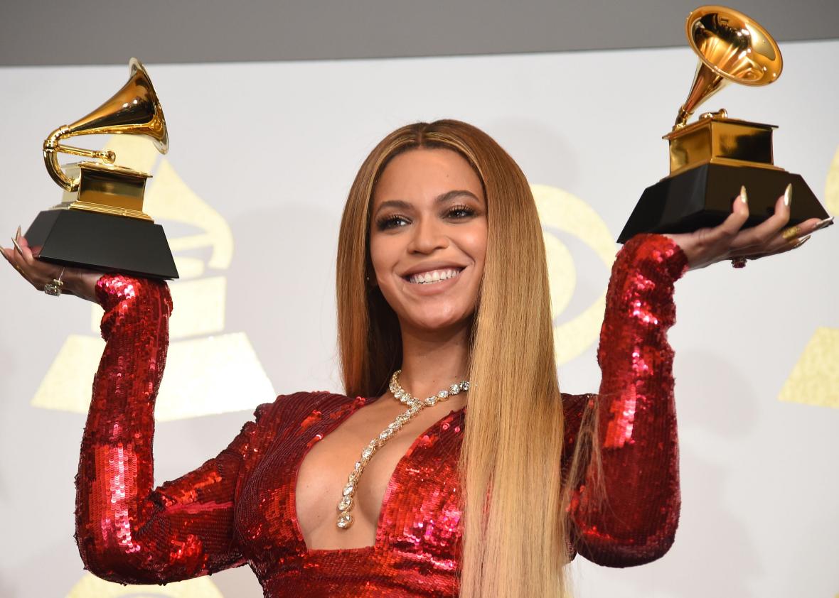 Beyoncé ‘Flawless' in 12 Million Diamond Necklace at the Grammys The