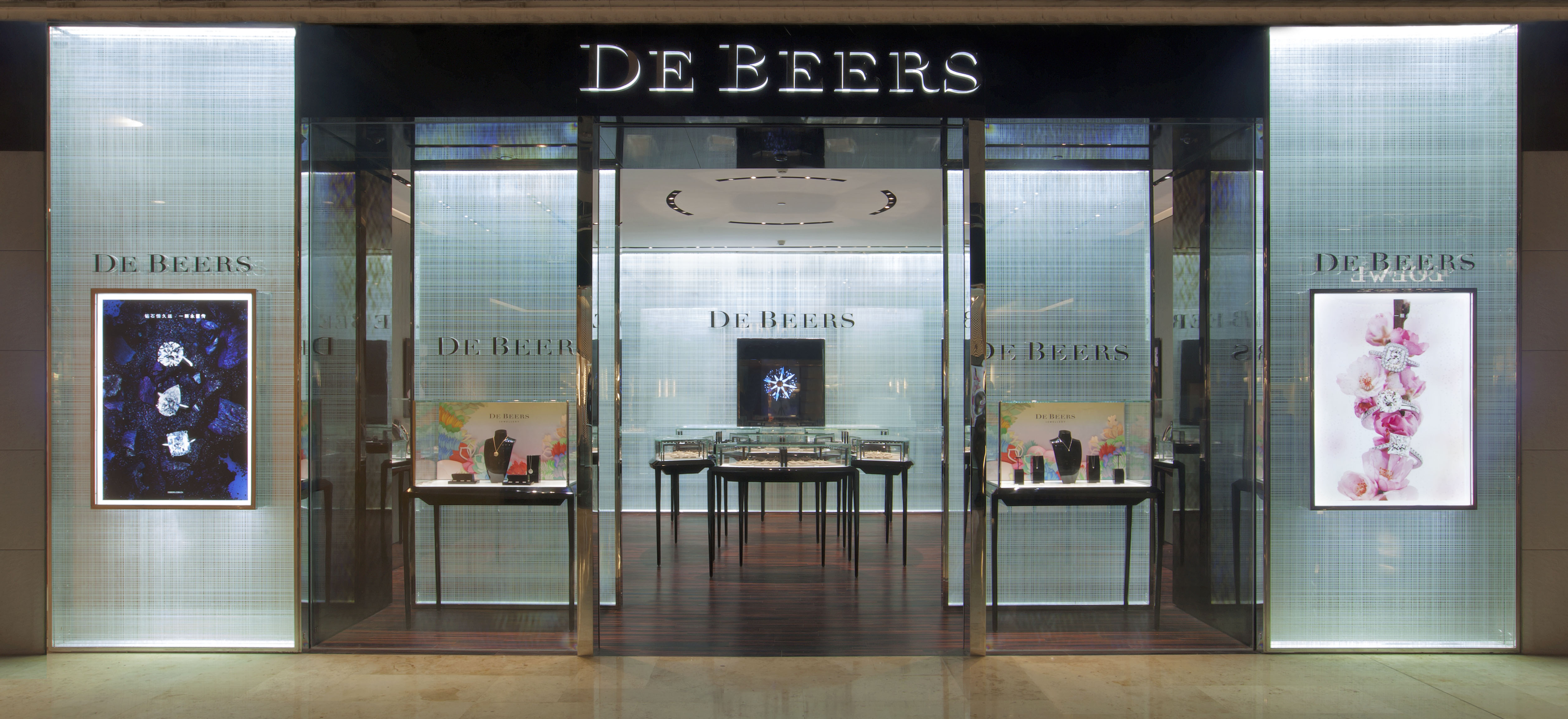 De Beers Reclaims Its Name; Can It Revive Its Brand? | The Diamond Loupe